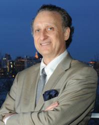 Dr. Robert Korwin